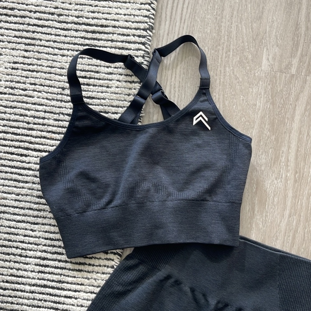 ONER ACTIVE black shorts set - Picture 3 of 6